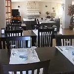 Korsan Ada فندق