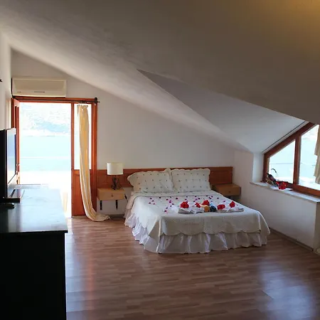Hotel Korsan Ada 2*