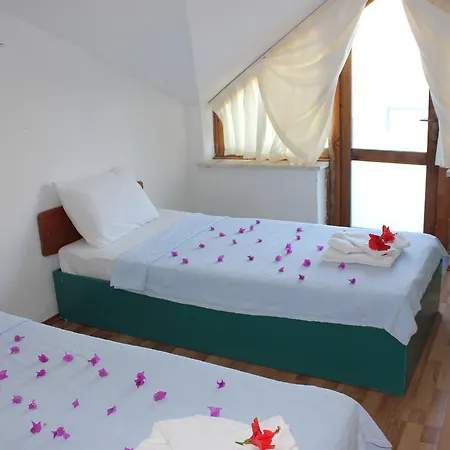 Otel Korsan Ada 2*