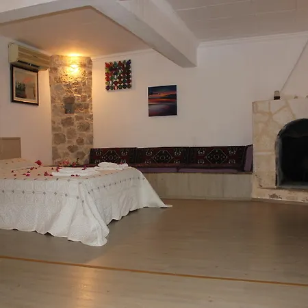 Hotel Korsan Ada 2*