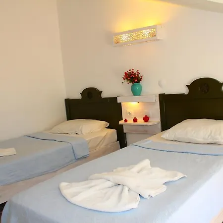 Hotell Korsan Ada 2*