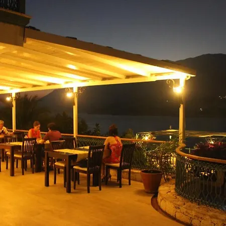 Korsan Ada Kaş