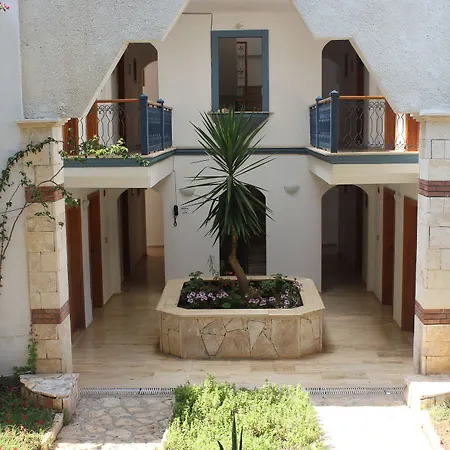 Korsan Ada Hotel 2*
